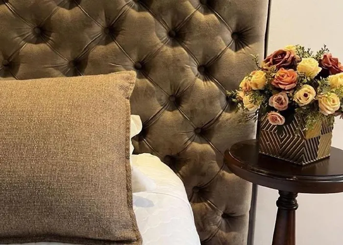 Maximus Business Hotel